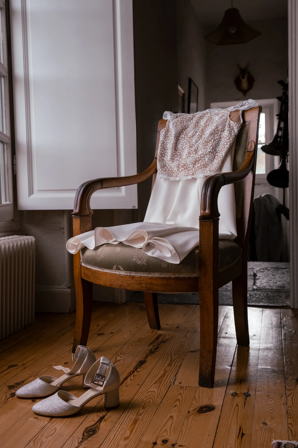 Préparatifs de la mariée au Château de Féligonde